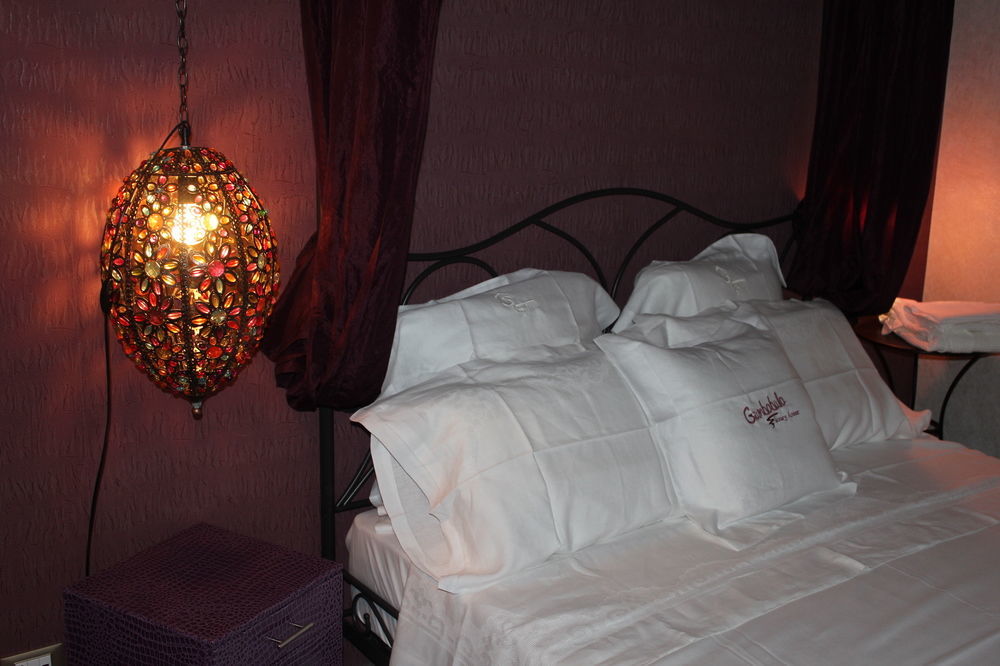 กุมบาบุลลาลักชูรี่เฮาส์ Bed & Breakfast รากูซา ภายนอก รูปภาพ